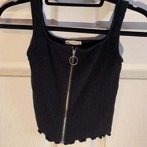Ribbed tank with zipper accent
